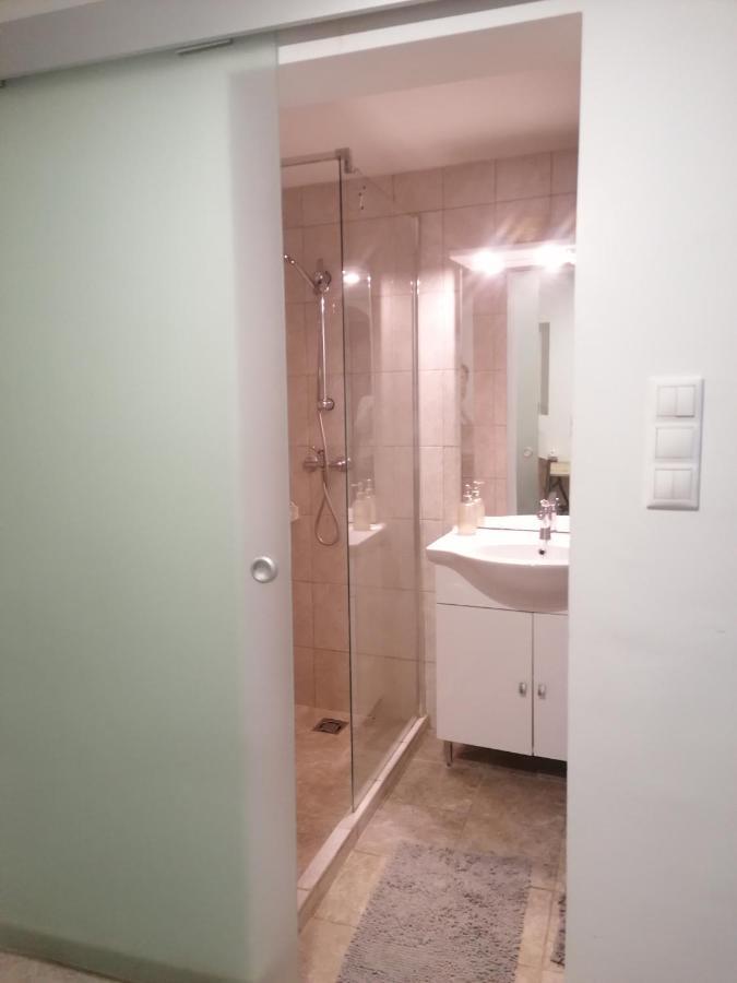 Ujkapu Sunshine Apartments Дьёр Экстерьер фото