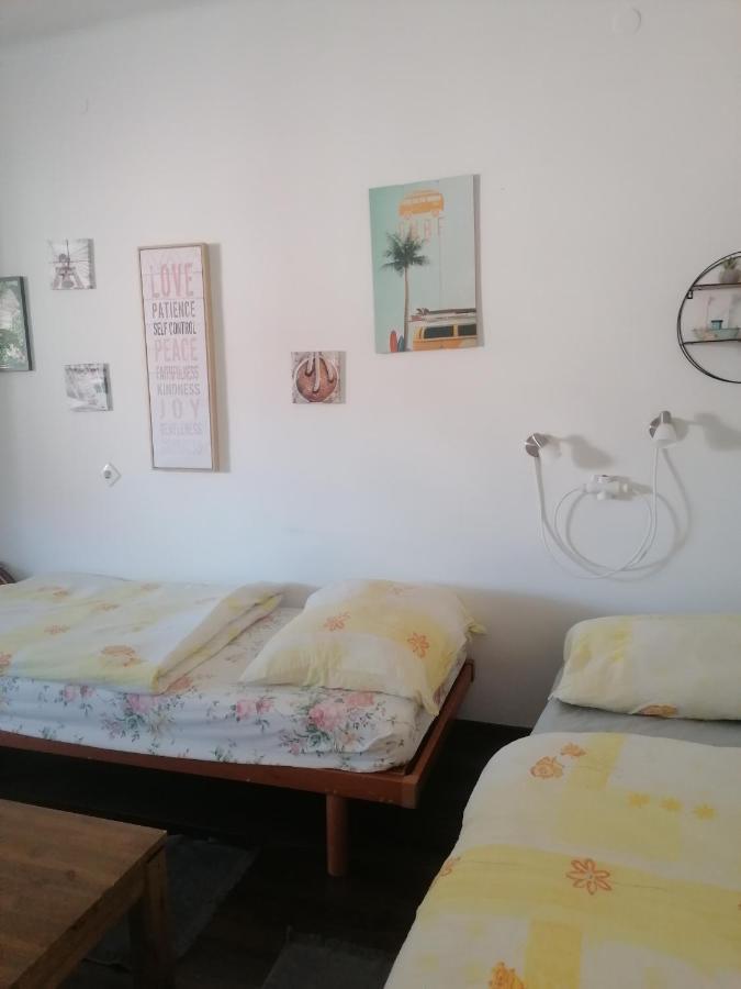 Ujkapu Sunshine Apartments Дьёр Экстерьер фото